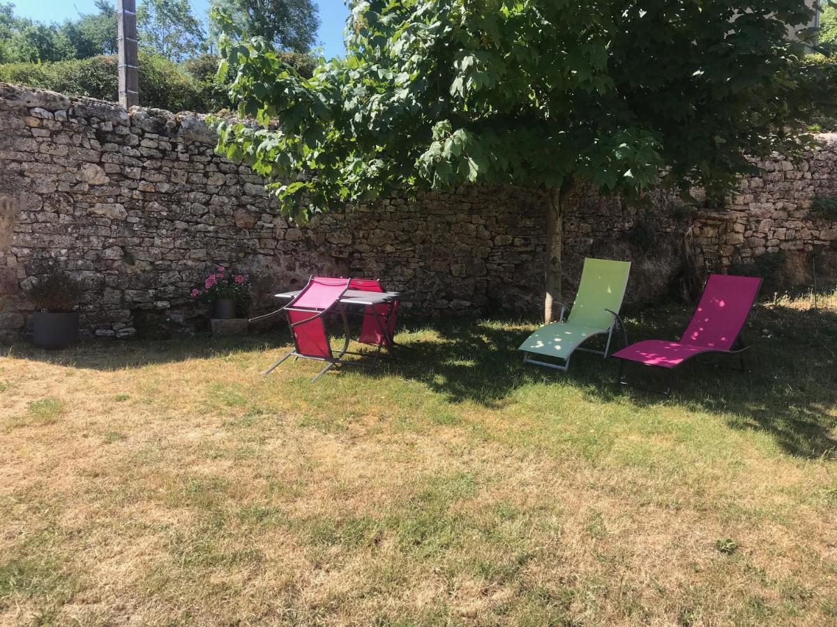 Gite Montalies Severac-d'Aveyron Exterior foto
